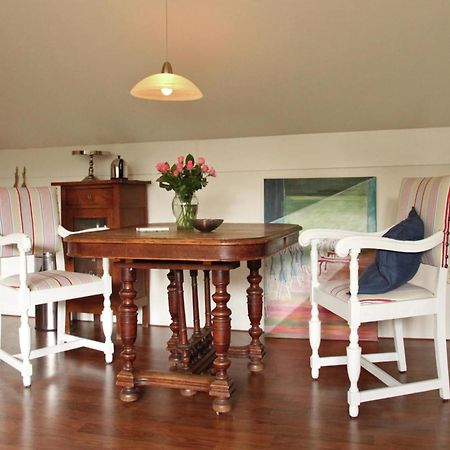 Cozy Cottage In Bergen With Terrace Bagian luar foto