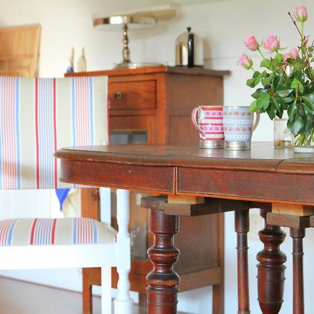 Cozy Cottage In Bergen With Terrace Bagian luar foto